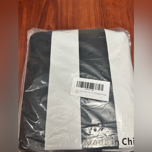 Hptmus Waterproof Patio Furniture Cover, Heavy Duty Outdoor Black and White NWT - Picture 5 of 5